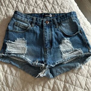Boohoo Jean Shorts - Classic Wash - Ripped